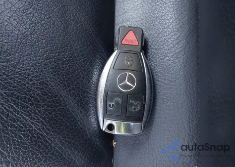 2013 Mercedes-Benz E 350 4Matic из США, поврежденный, VIN WDDKJ8JBXDF211767